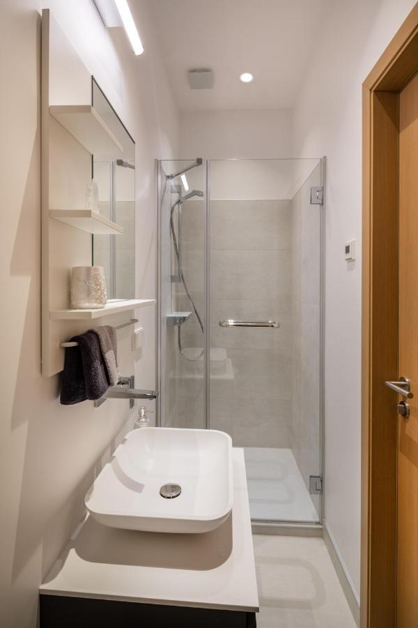Modern Design Studio Apartment In Riga Center Екстериор снимка